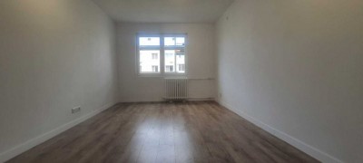 Poza Vand apartament 3 camere in Bucuresti , Crangasi Podul Grant 103000 EUR