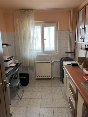 Poza Vand apartament 3 camere in Bucuresti, Militari Lujerului Metrou 94900 EUR