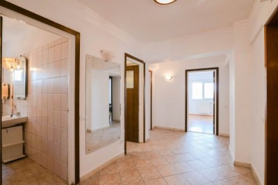 Poza Vand apartament 4 camere in Bucuresti , Panduri Cotroceni 209000 EUR